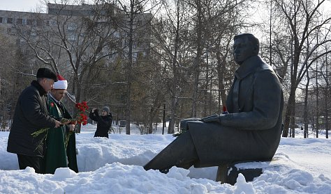 В Оренбурге вспоминали поэта-героя
